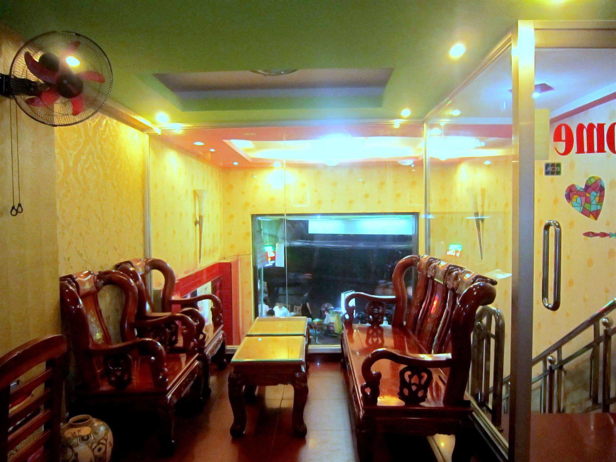 Thuy Tien Hotel Thành Pho Ho Chí Minh Esterno foto