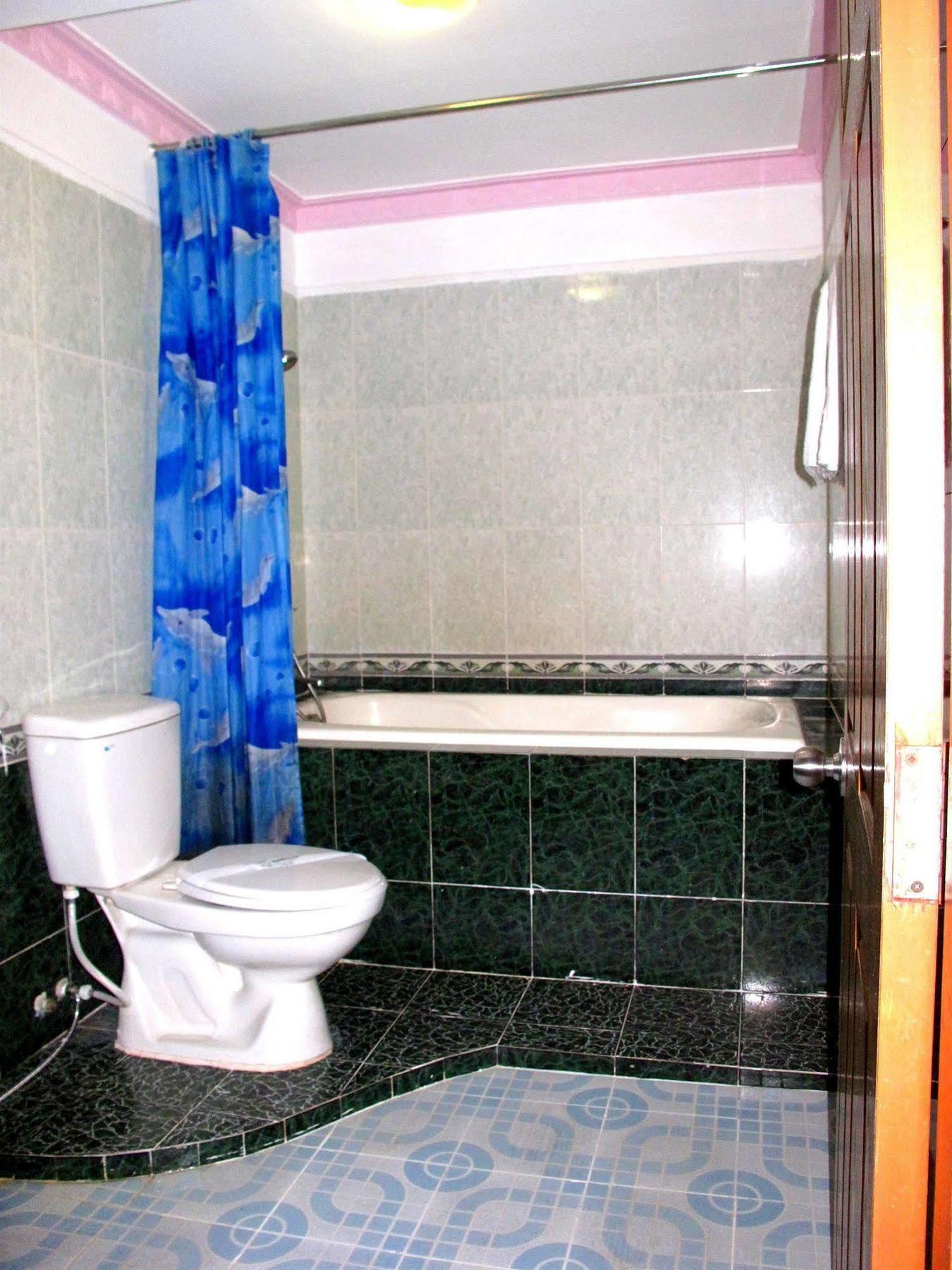 Thuy Tien Hotel Thành Pho Ho Chí Minh Esterno foto