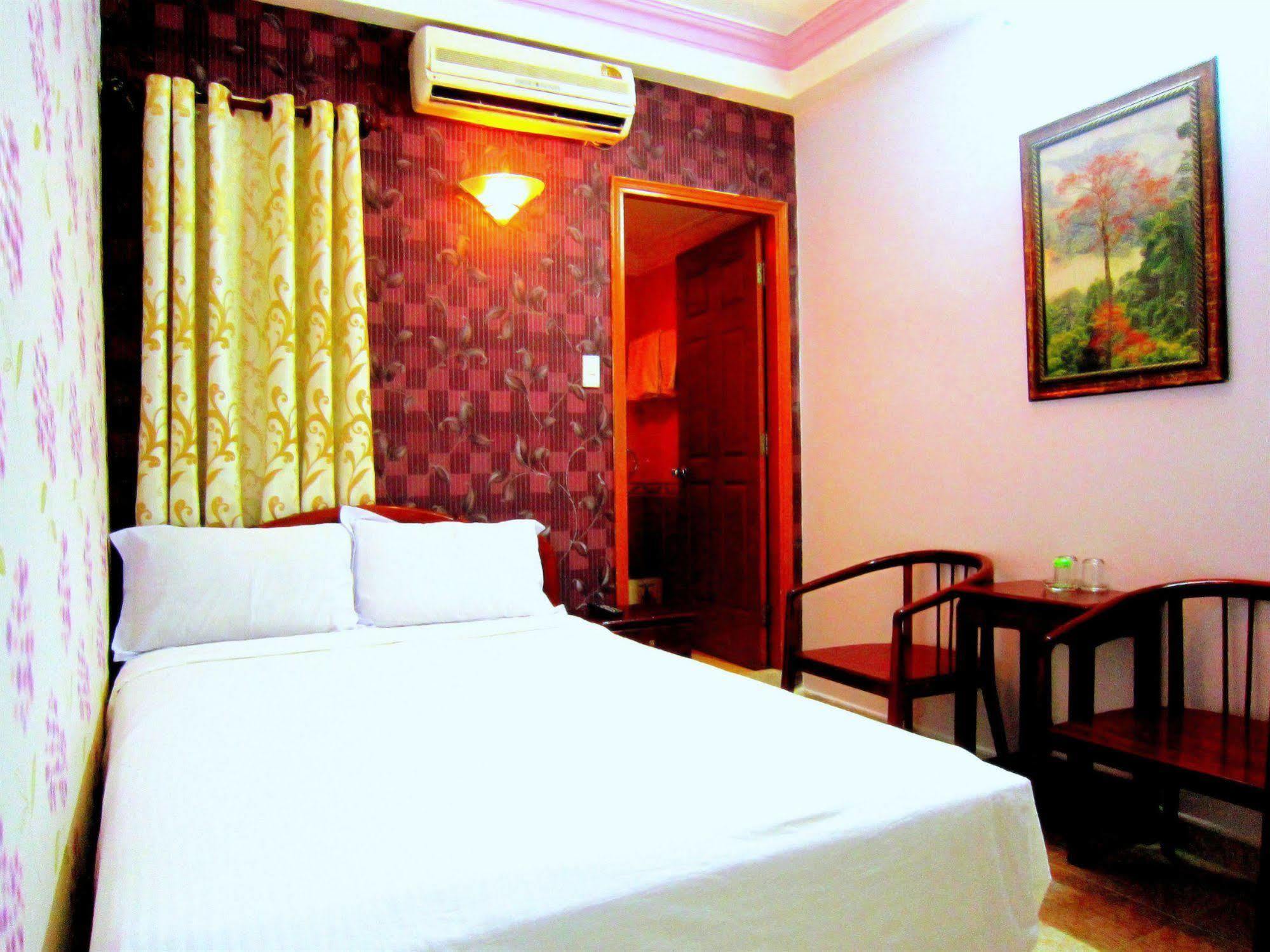Thuy Tien Hotel Thành Pho Ho Chí Minh Esterno foto