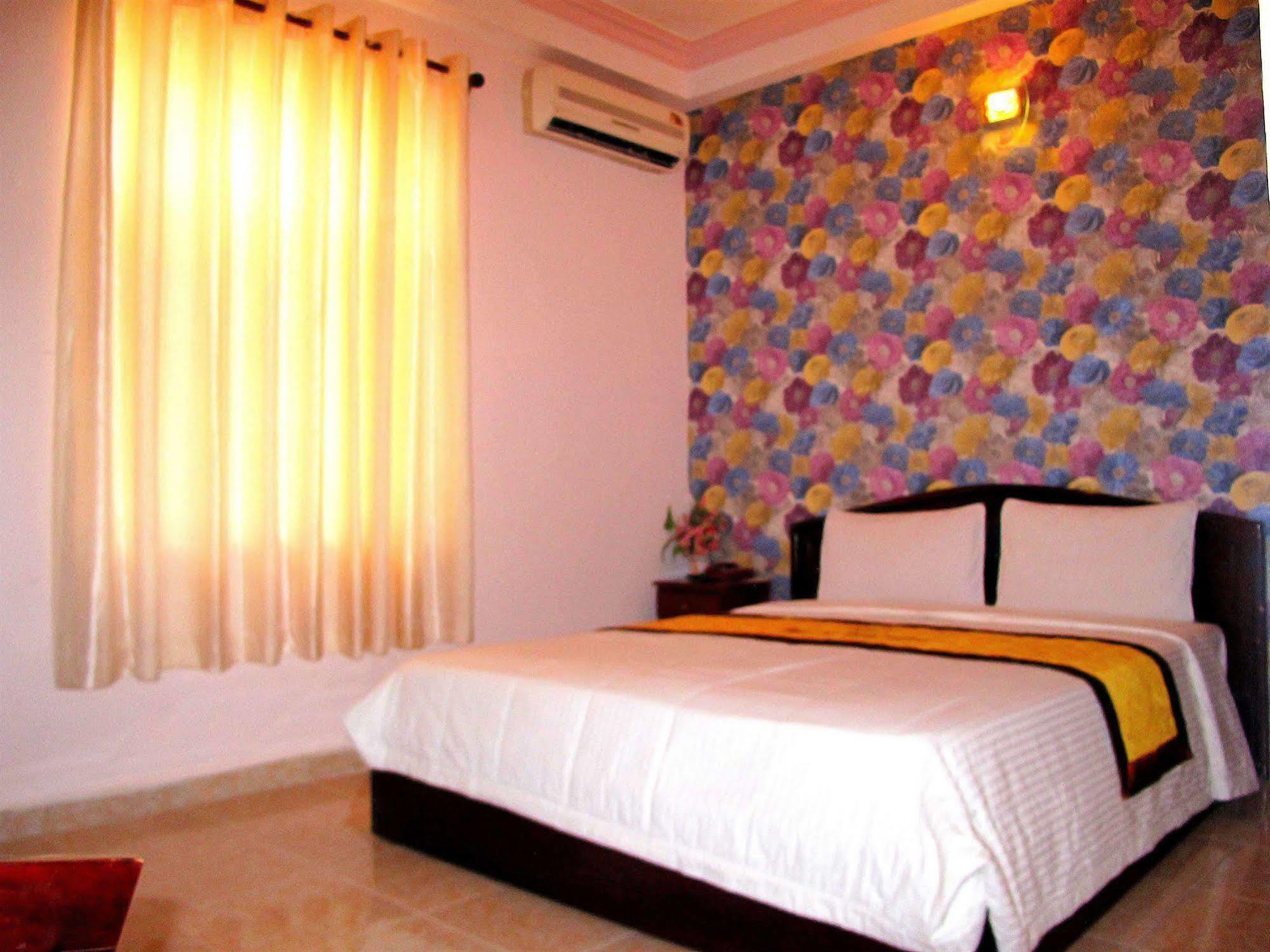 Thuy Tien Hotel Thành Pho Ho Chí Minh Esterno foto